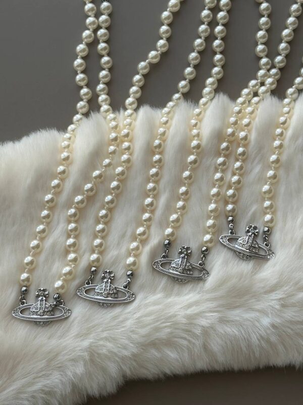 Pearl Choker